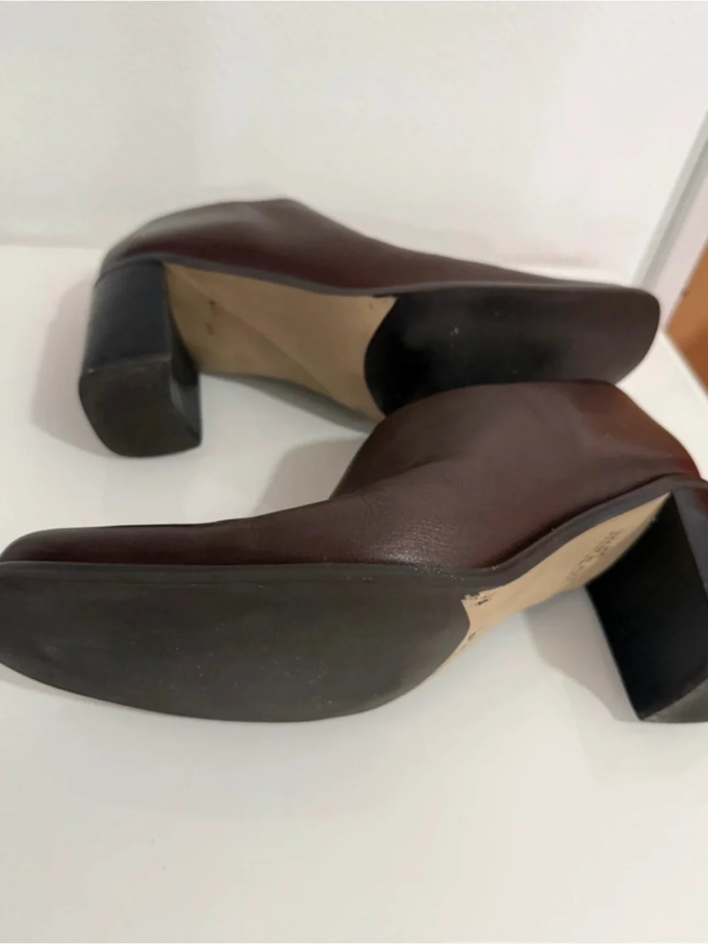 Vintage 90s/Y2K era Bruno Valenti Square Toe Booties - Women’s Size 9
